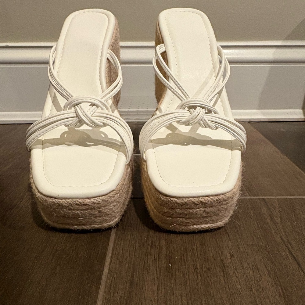 Chic White Platform Sandals